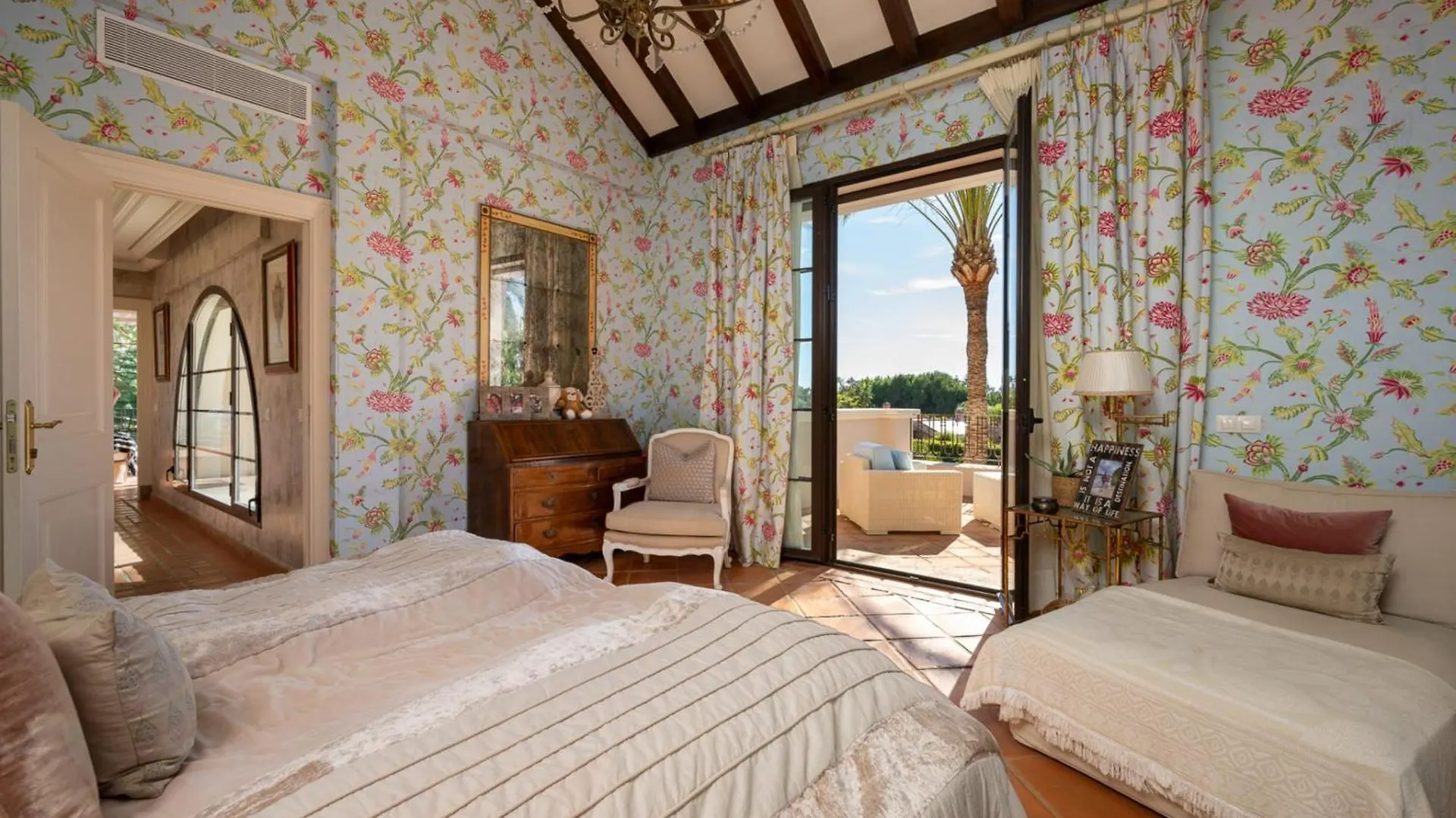 Millie Mansion An Ultimate Luxury Villa For Rent In Marbella 0*,